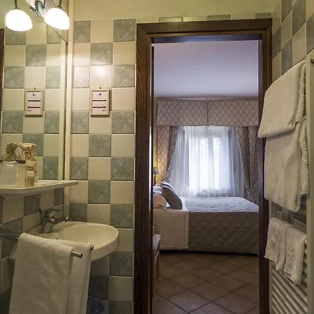 Il Melograno & Pianello (Umbria)