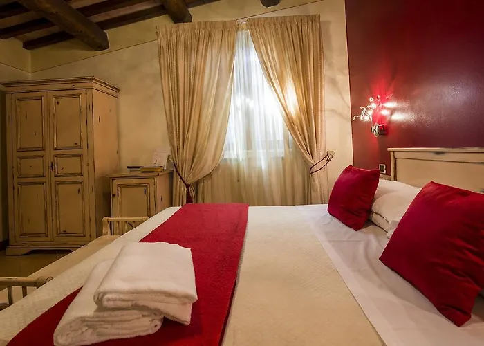 Farm stay Il Melograno Agriturismo & Spa Pianello (Umbria)